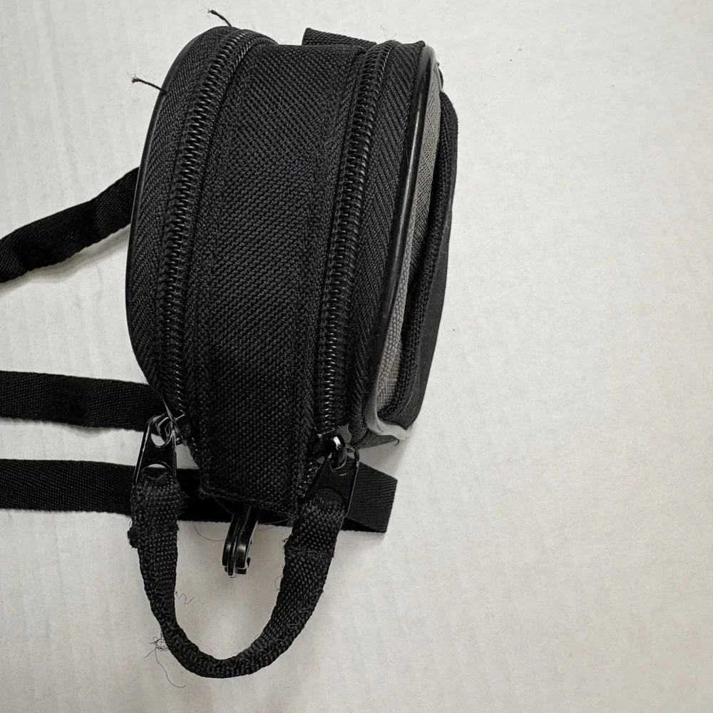 ICON RWC111-GRY Padded Camera Bag Pouch Case w/ Shoulder Strap - EUC‎